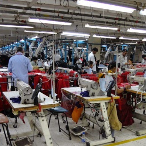 manufacturing team